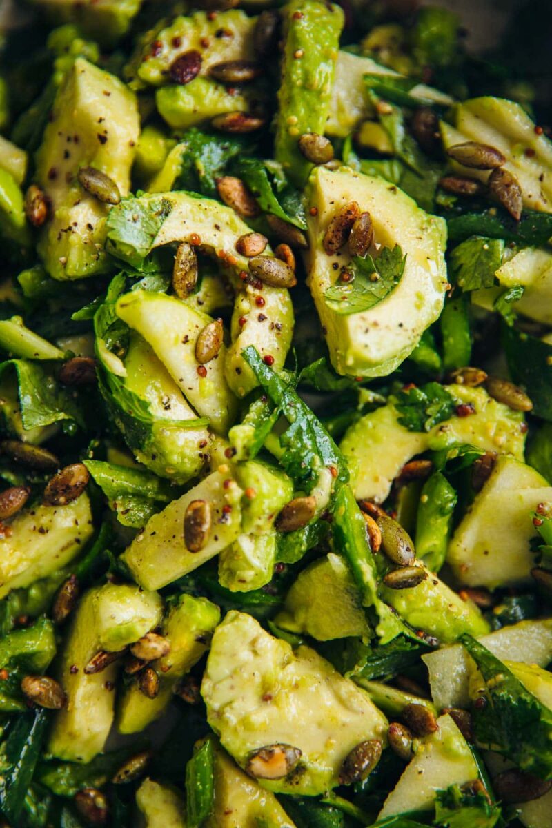 green-avocado-salad-for-healthy life