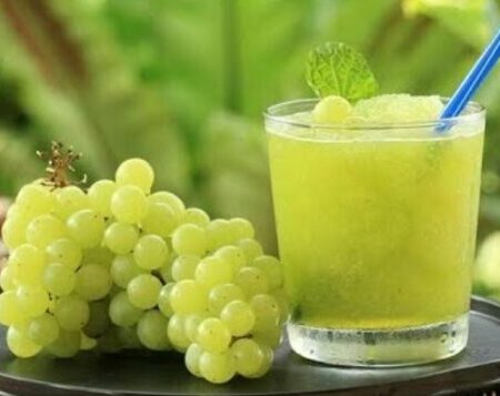 Grapes Buzz Juice