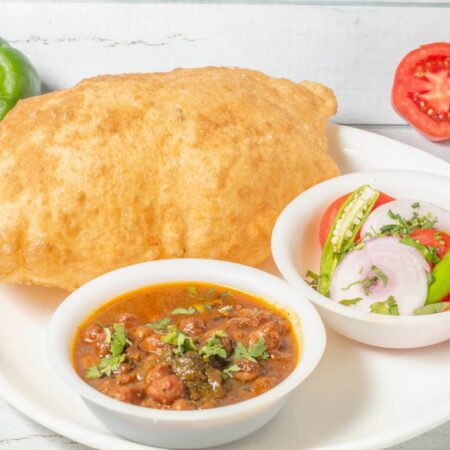 Chola-Bhatura